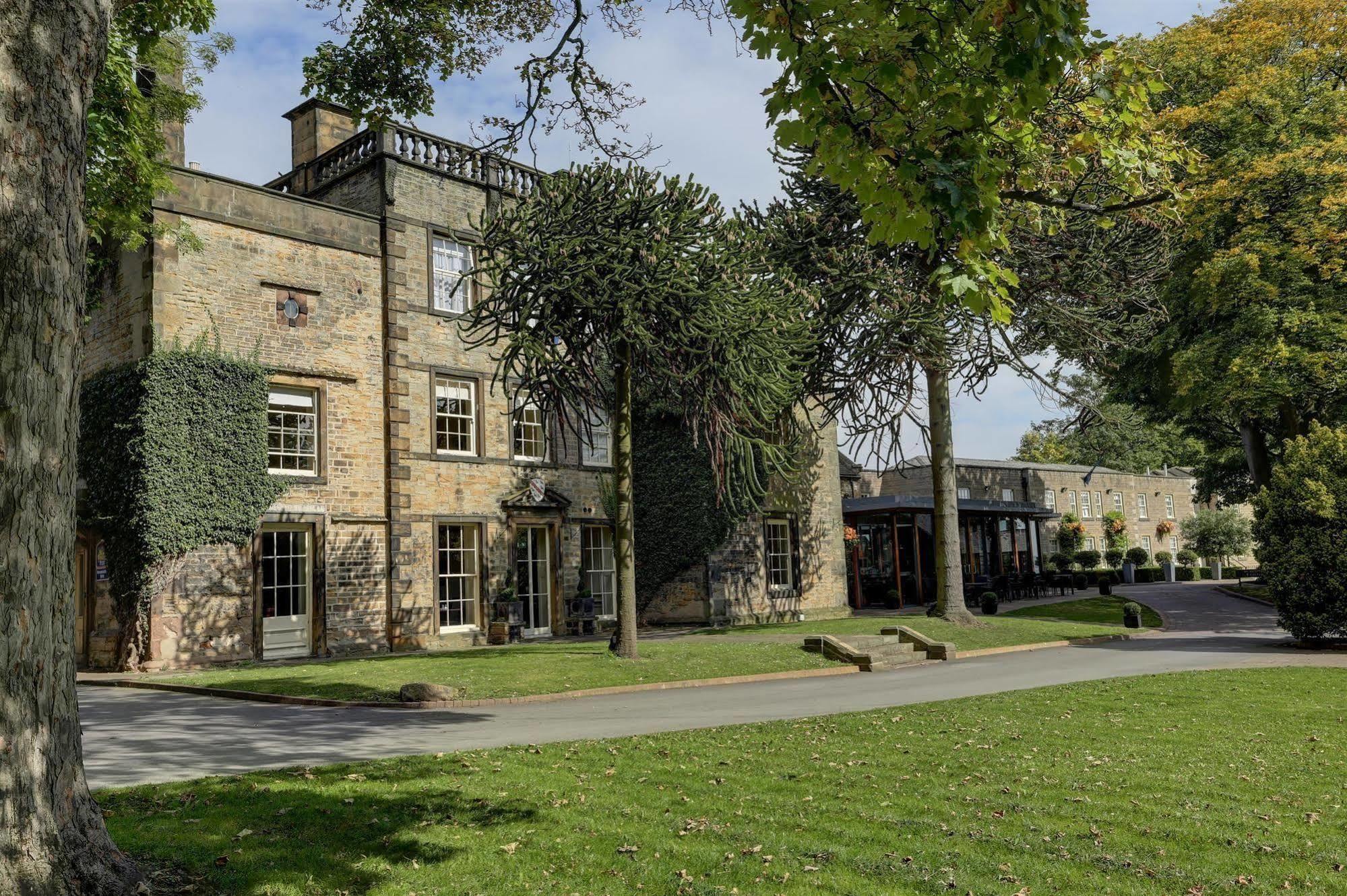 Western Sheffield Hall Hotel 3*